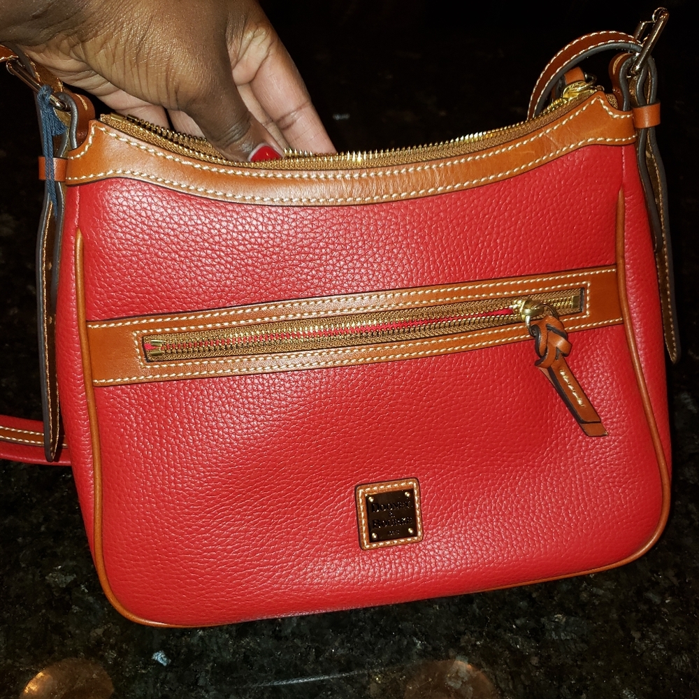 *CLOSET CLEANOUT* Dooney & Bourke Pocket Book